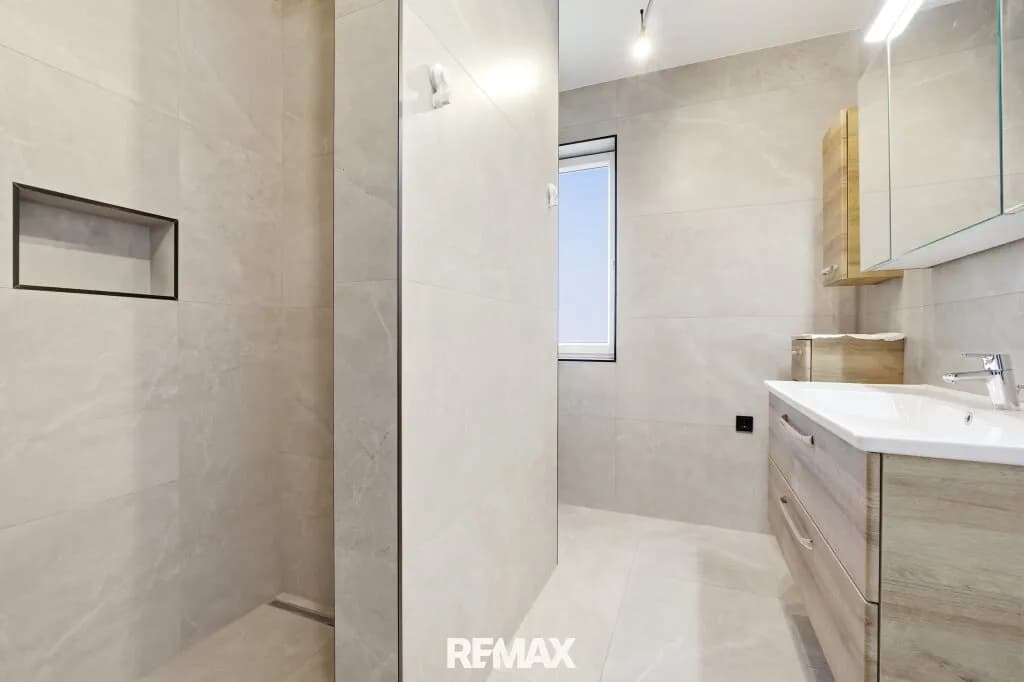5-Zimmer-Haus kaufen in Perg – 145,7 m² – Bild 5 von 7