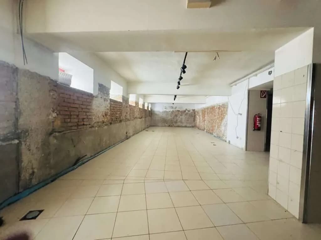 Gewerbeimmobilie mieten in Wien – 249 m², € 3.732 – Bild 2 von 5