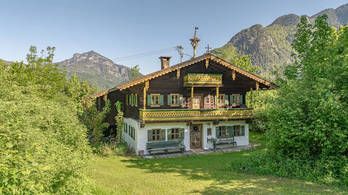 6-Zimmer-Haus kaufen in Kitzbühel – 200 m², € 1.260.000 – Bild 2 von 19