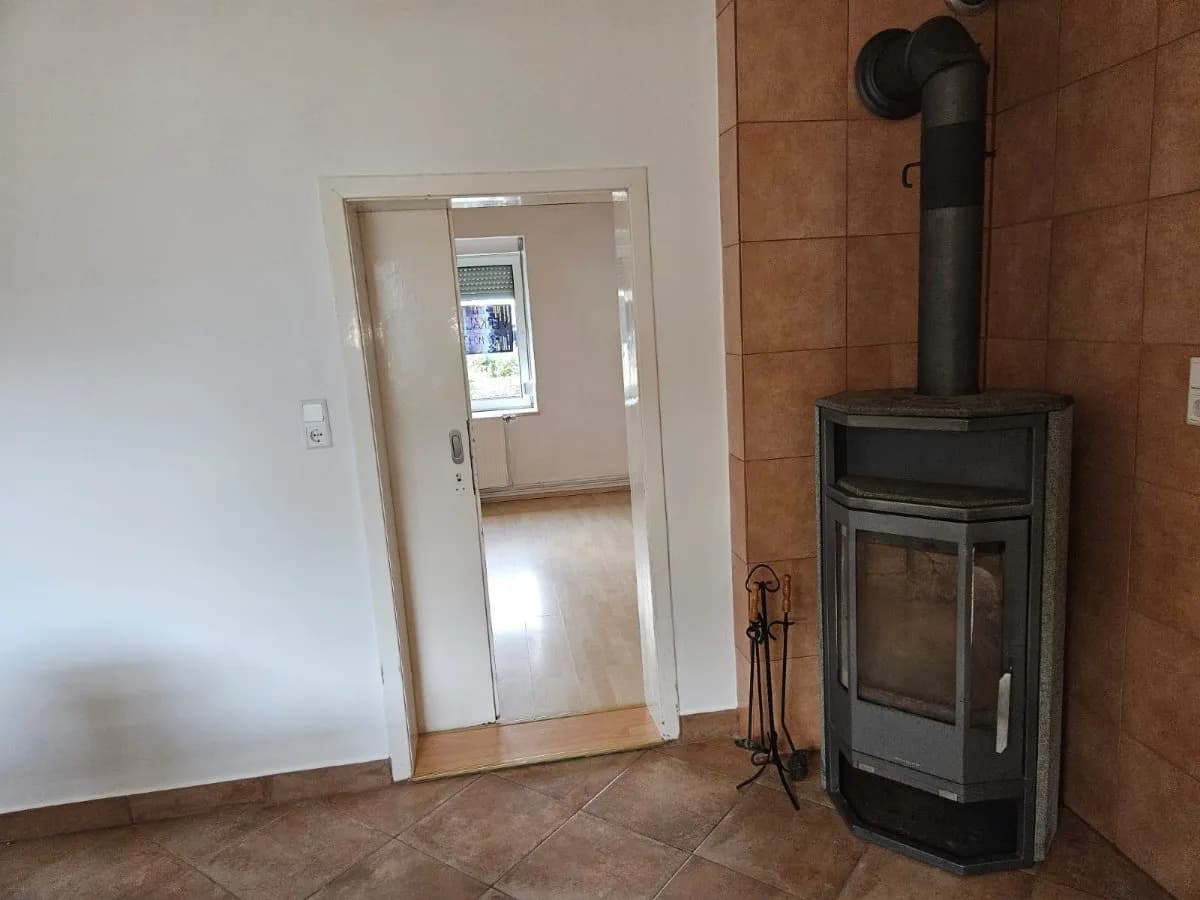 2-Zimmer-Immobilie mieten in Mistelbach – 55 m², € 550 – Bild 2 von 12