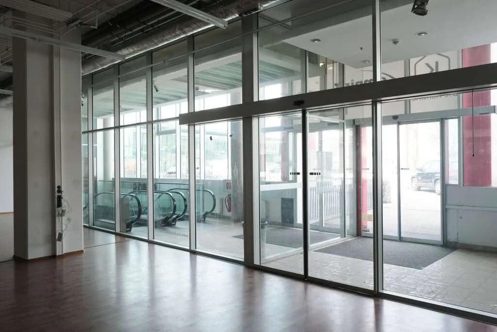 Gewerbeimmobilie mieten in Salzburg-Umgebung – 795 m², € 13.523 – Bild 2 von 6