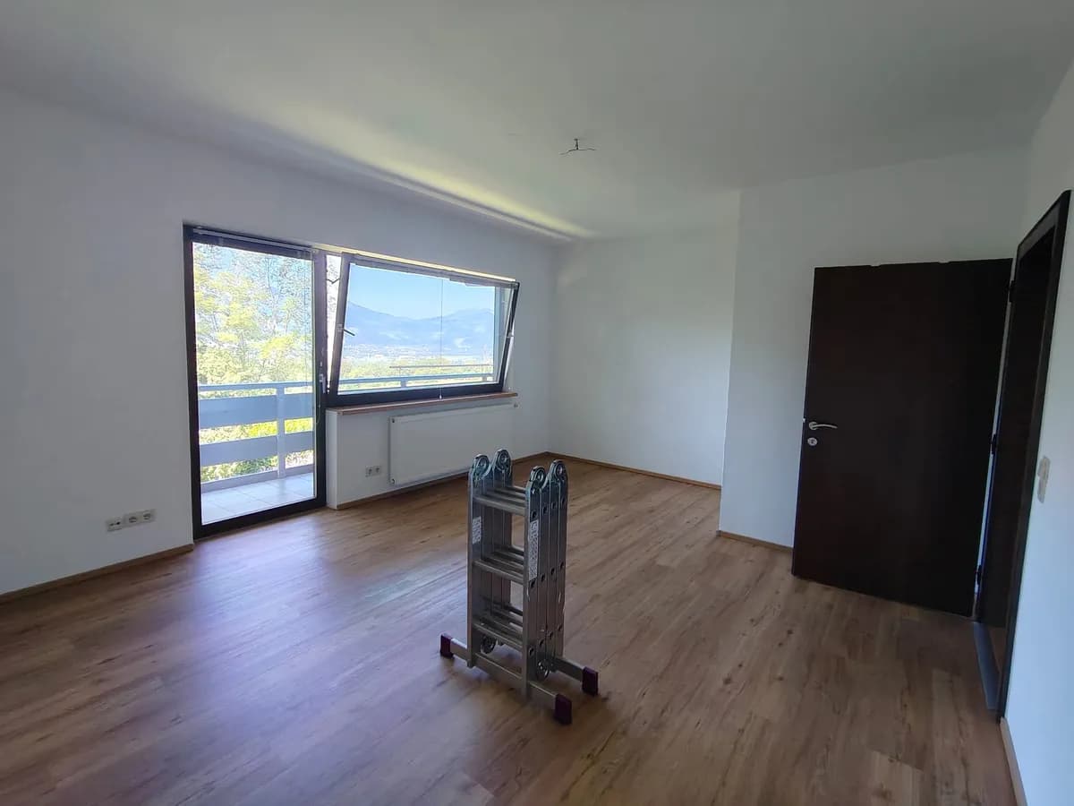 2-Zimmer-Wohnung mieten in Kufstein – 73 m², € 900 – Bild 2 von 17