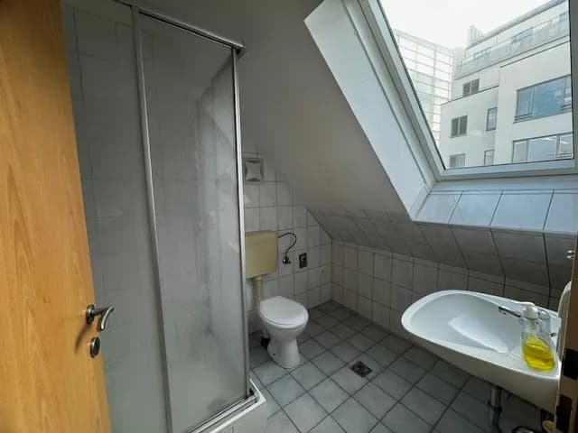 Wohnung mieten in Linz – 52 m², € 809 – Bild 4 von 5