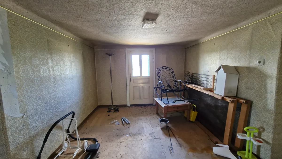 7-Zimmer-Haus kaufen in Horn – 150 m², € 60.000 – Bild 6 von 14