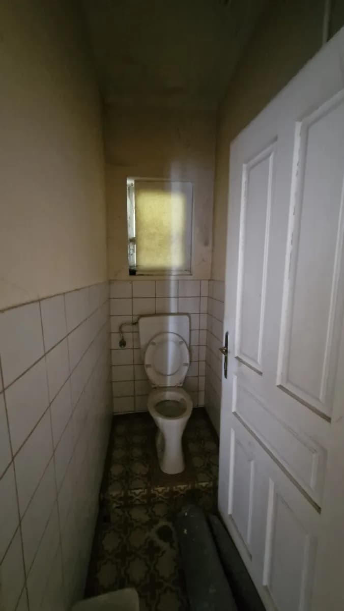 7-Zimmer-Haus kaufen in Horn – 150 m², € 60.000 – Bild 11 von 14