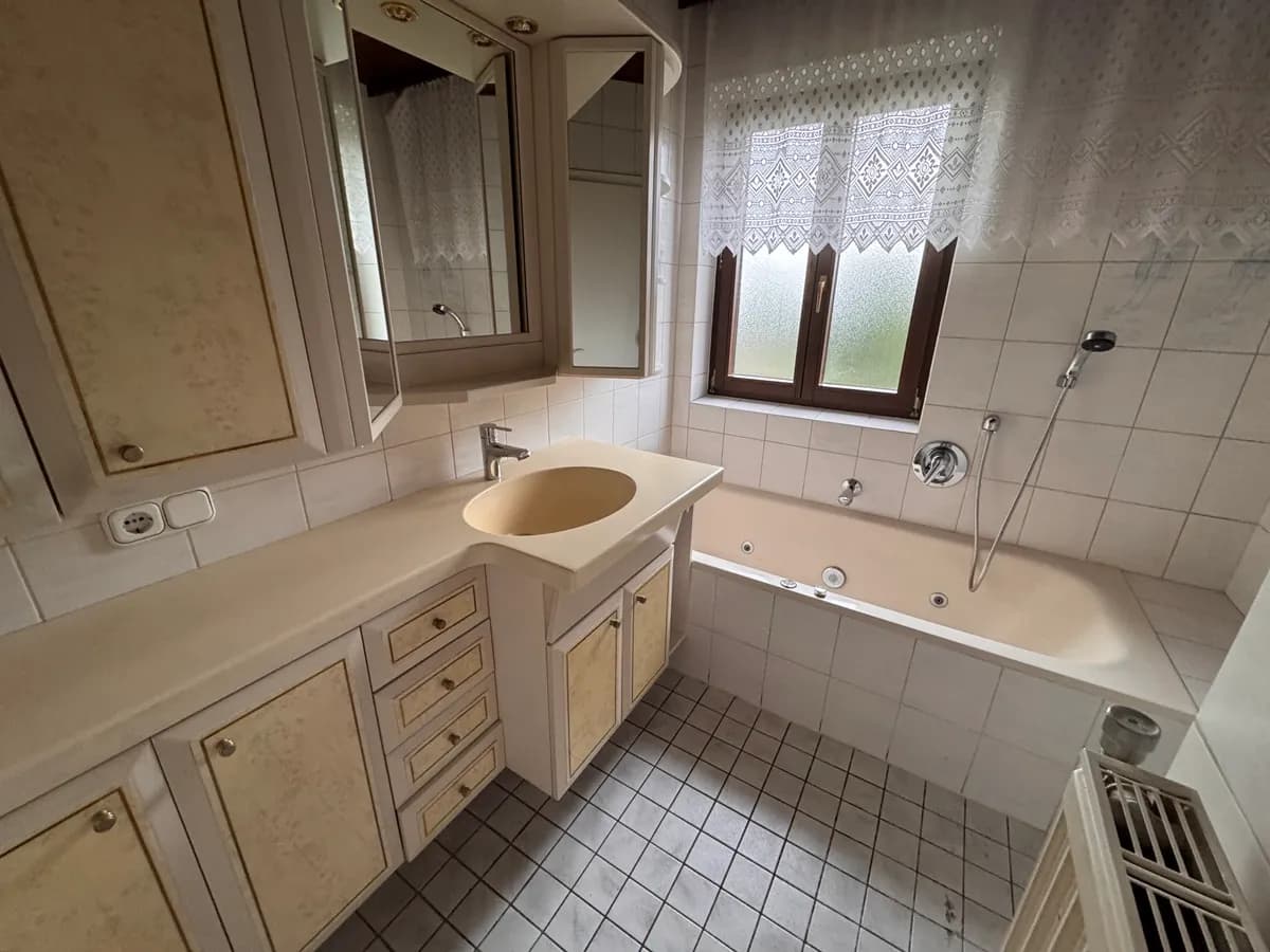 12-Zimmer-Haus mieten in Gmunden – 140 m², € 1.800 – Bild 20 von 23