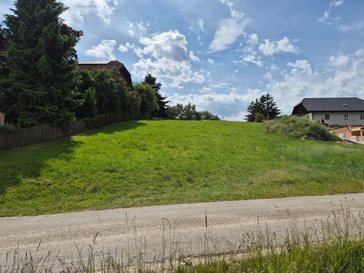 Grundstück kaufen in Vöcklabruck – 772 m², € 154.000 – Bild 4 von 8
