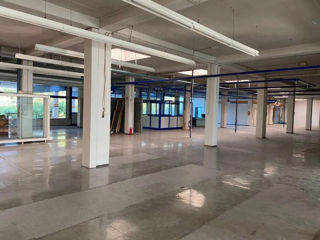Gewerbeimmobilie mieten in Klagenfurt – 300 m²