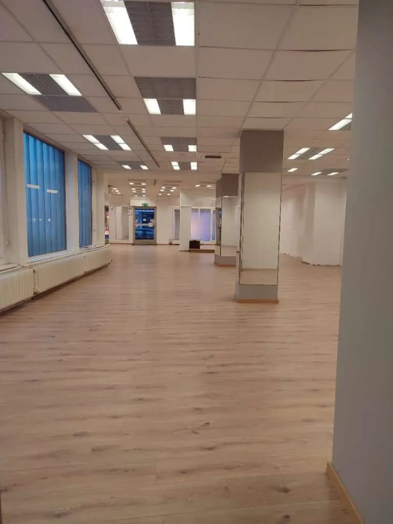 Gewerbeimmobilie mieten in Oberwart – 212 m², € 2.000 – Bild 5 von 8
