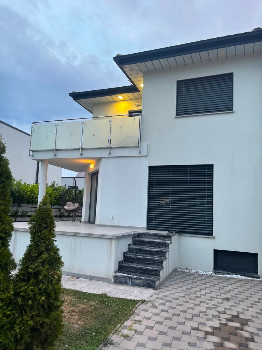 5-Zimmer-Haus mieten in Mödling – 280 m², € 2.480 – Bild 13 von 14