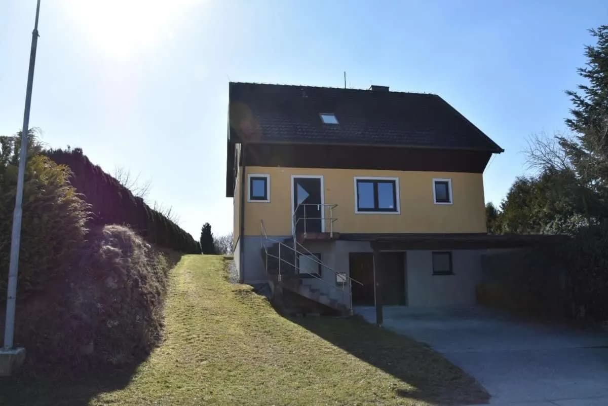 6-Zimmer-Haus kaufen in Zwettl – 146 m², € 220.000