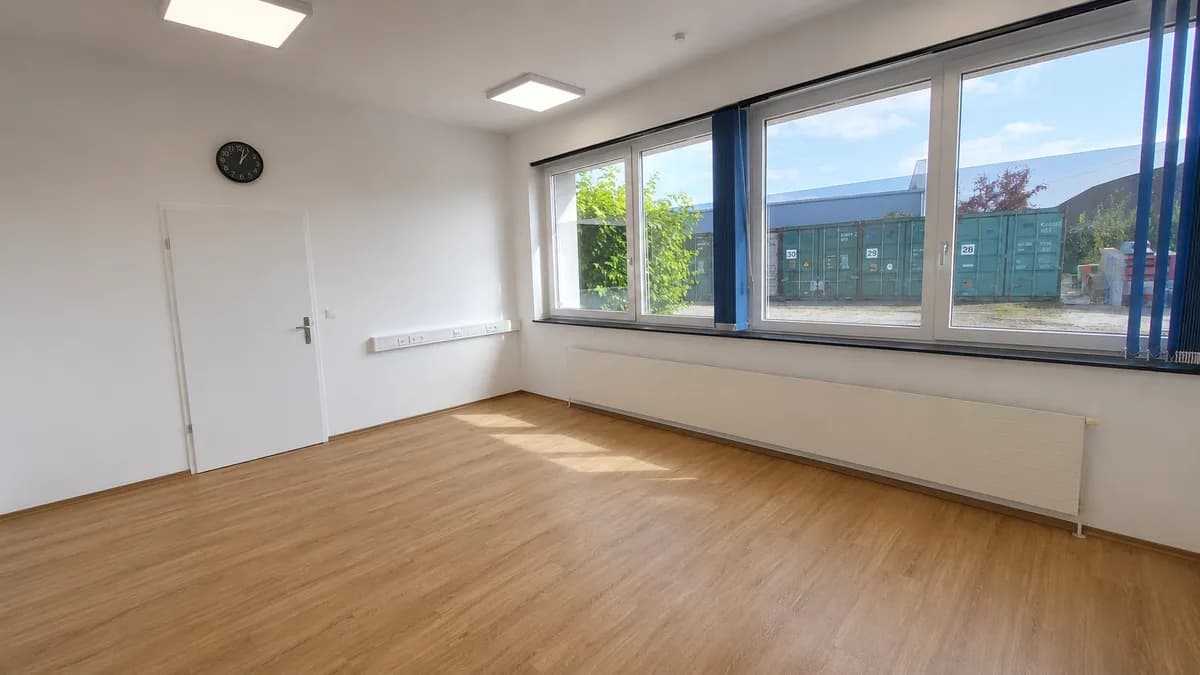 Gewerbeimmobilie mieten in Linz Land – 794 m², € 6.045 – Bild 6 von 7