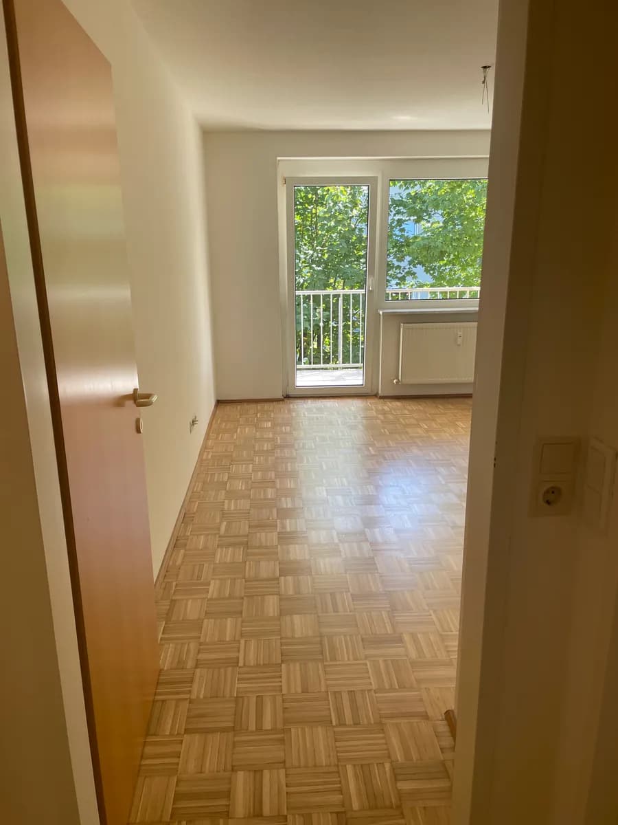 1-Zimmer-Wohnung mieten in Innsbruck – 35 m², € 920 – Bild 7 von 11