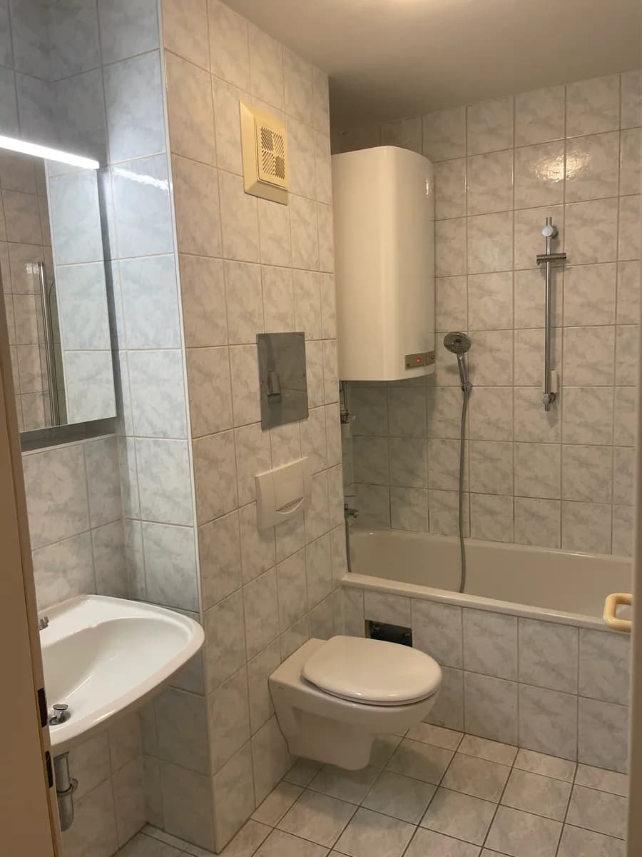 1-Zimmer-Wohnung mieten in Innsbruck – 35 m², € 920 – Bild 10 von 11