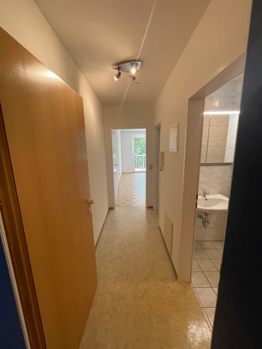 1-Zimmer-Wohnung mieten in Innsbruck – 35 m², € 920 – Bild 11 von 11
