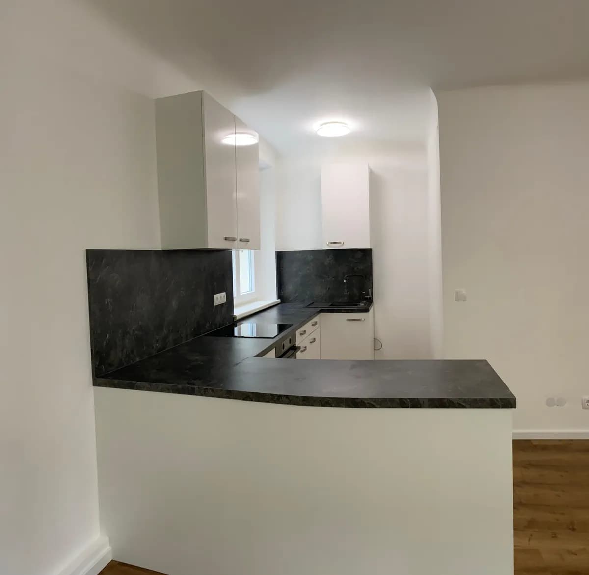 2-Zimmer-Wohnung mieten in Baden – 53 m², € 880