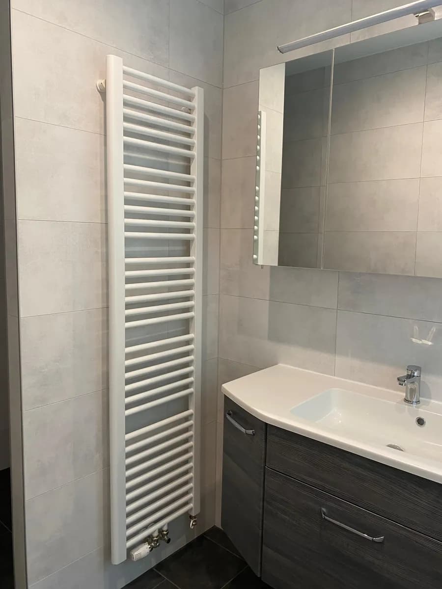2-Zimmer-Wohnung mieten in Baden – 53 m², € 880 – Bild 3 von 12