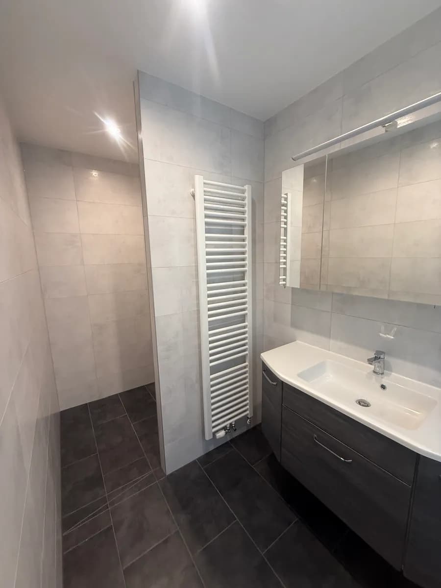 2-Zimmer-Wohnung mieten in Baden – 53 m², € 880 – Bild 11 von 12