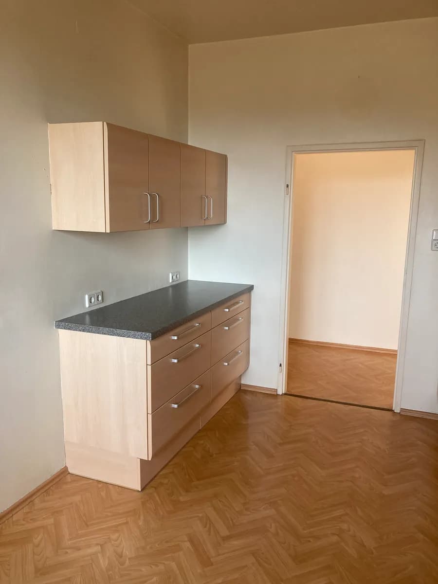 2-Zimmer-Wohnung mieten in Linz – 75 m², € 759 – Bild 3 von 17