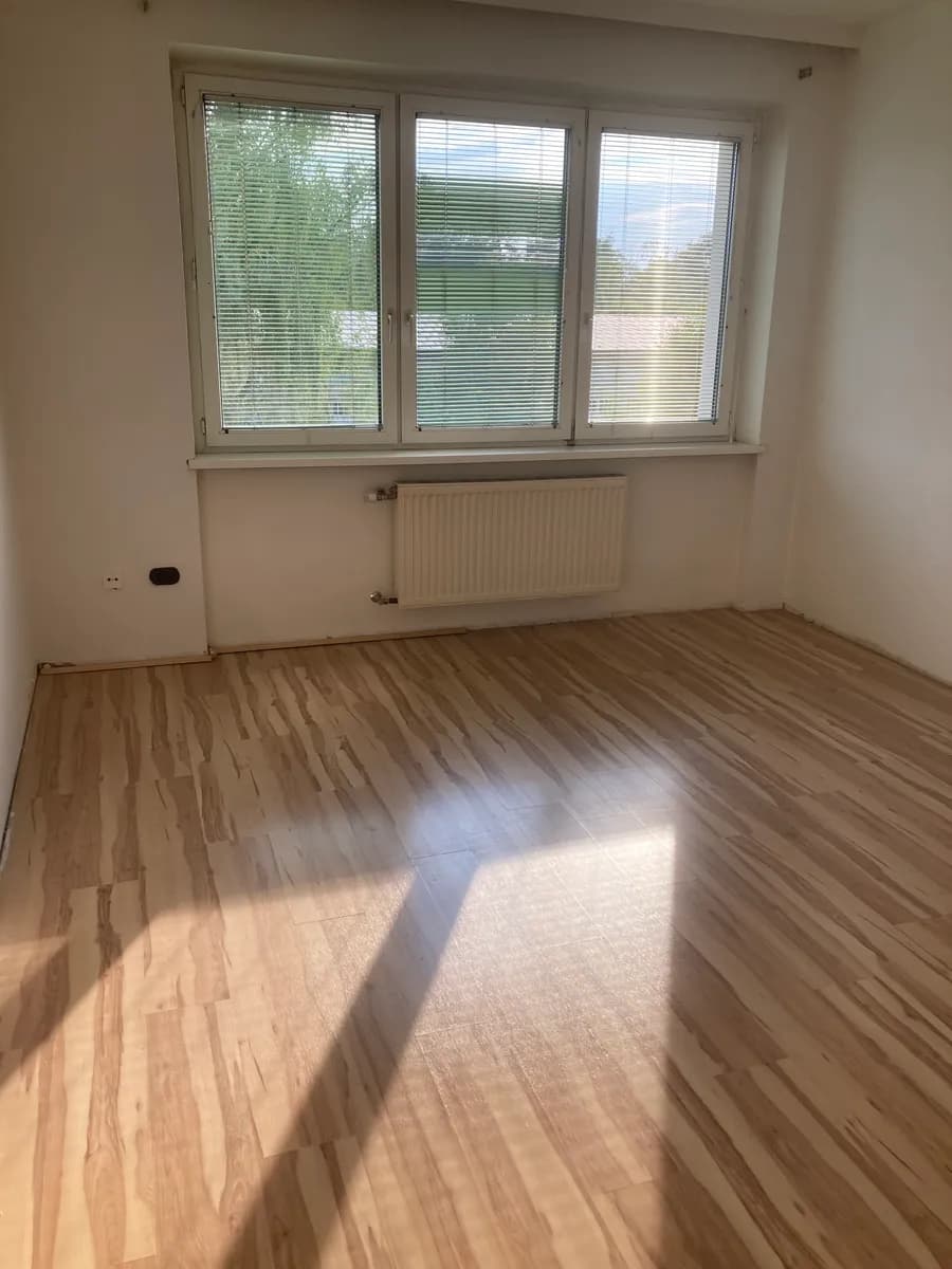 2-Zimmer-Wohnung mieten in Linz – 75 m², € 759 – Bild 5 von 17