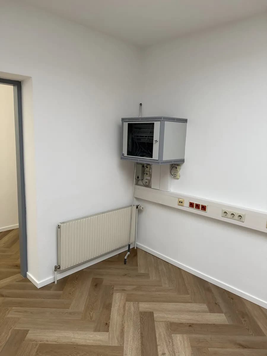 6-Zimmer-Gewerbeimmobilie mieten in Mödling – 140 m², € 2.500 – Bild 7 von 27
