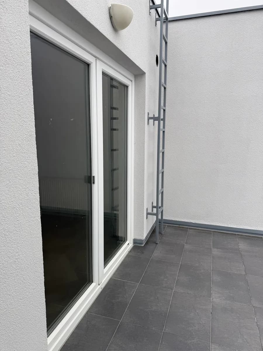 6-Zimmer-Gewerbeimmobilie mieten in Mödling – 140 m², € 2.500 – Bild 11 von 27