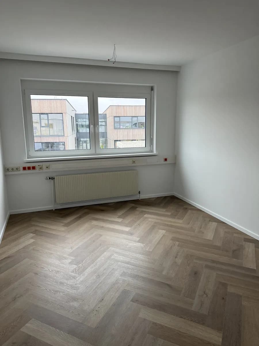 6-Zimmer-Gewerbeimmobilie mieten in Mödling – 140 m², € 2.500 – Bild 12 von 27