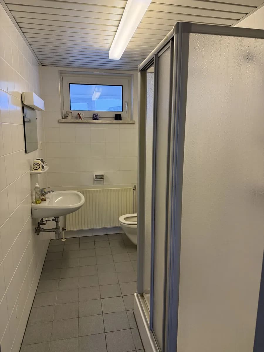 6-Zimmer-Gewerbeimmobilie mieten in Mödling – 140 m², € 2.500 – Bild 15 von 27