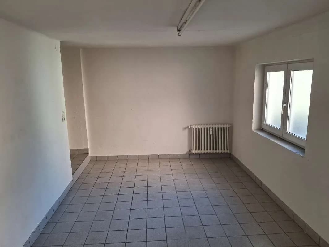 2-Zimmer-Gewerbeimmobilie mieten in Gmunden – 112 m², € 1.699 – Bild 5 von 5