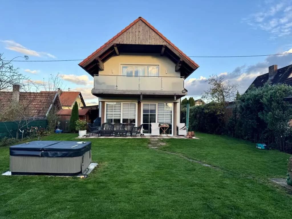 5-Zimmer-Haus kaufen in Wels-Land – 220 m², € 599.000 – Bild 3 von 26