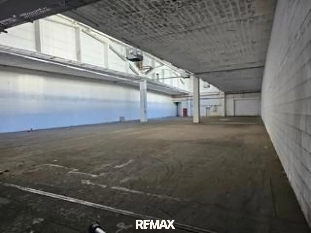 Gewerbeimmobilie mieten in Baden – 800 m² – Bild 4 von 11