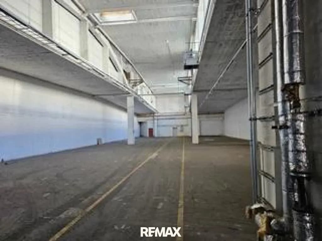 Gewerbeimmobilie mieten in Baden – 800 m² – Bild 5 von 11