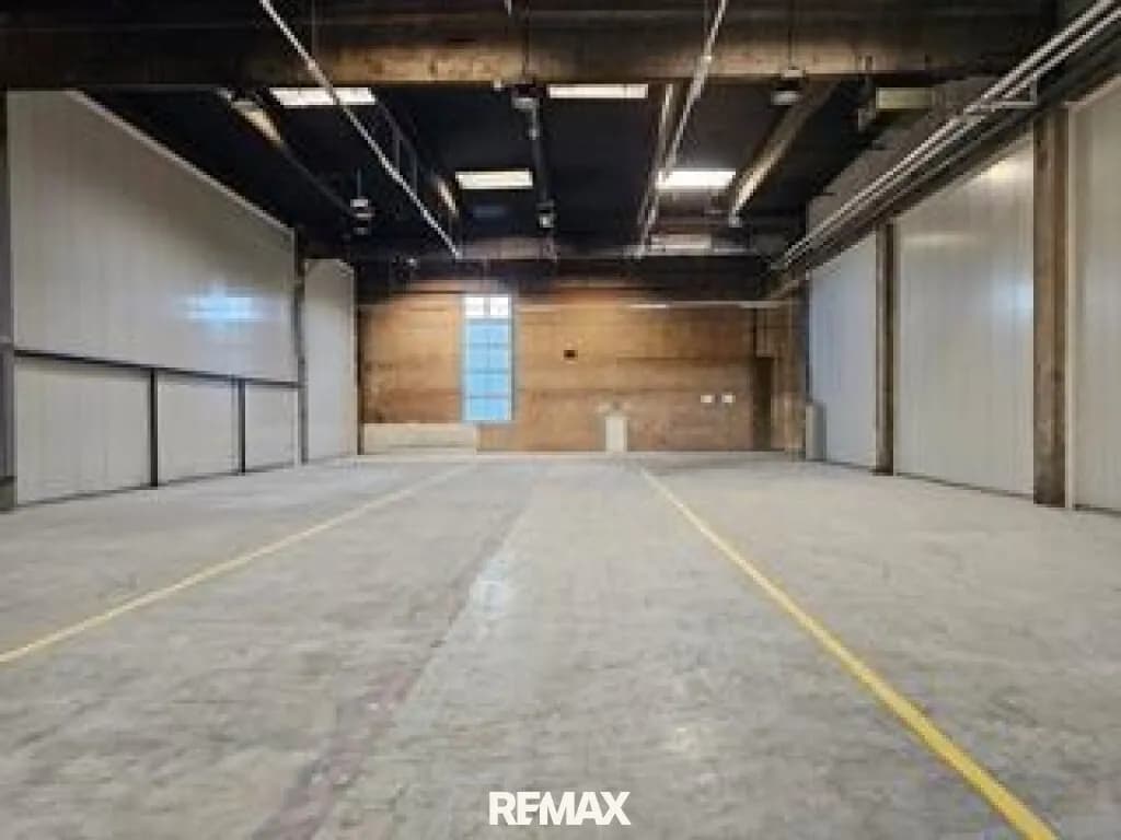 Gewerbeimmobilie mieten in Baden – 800 m² – Bild 11 von 11