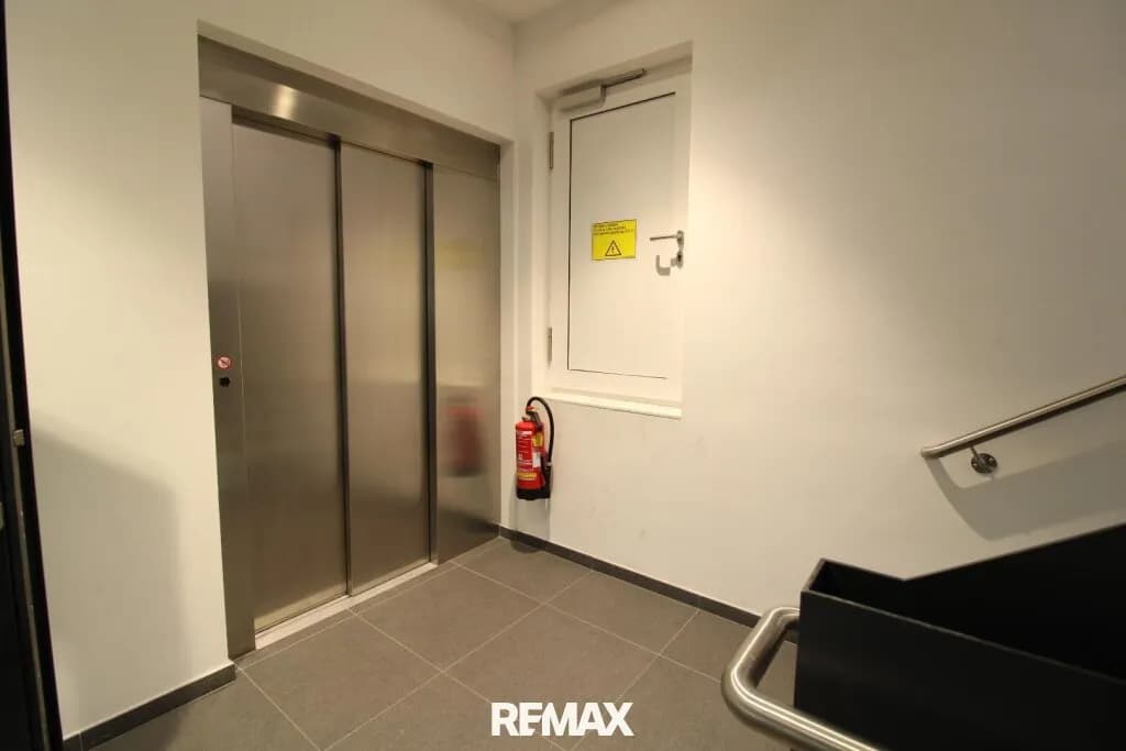 Gewerbeimmobilie mieten in Innsbruck-Land – 190 m², € 2.605 – Bild 4 von 5