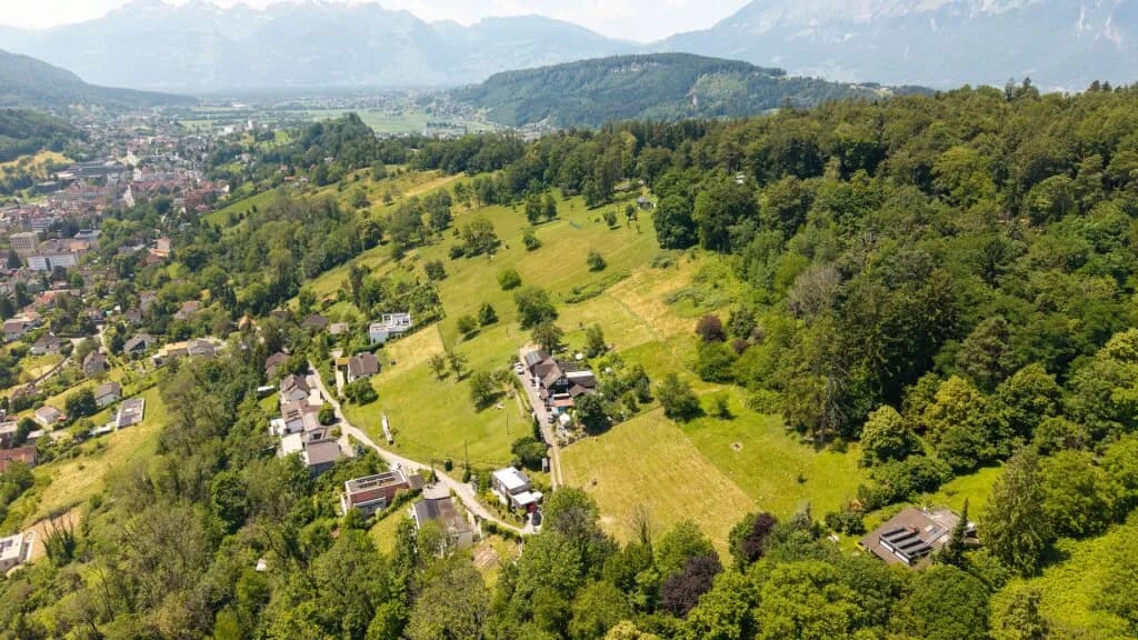 Grundstück kaufen in Feldkirch – 1 932 m², € 1.299.000 – Bild 2 von 13