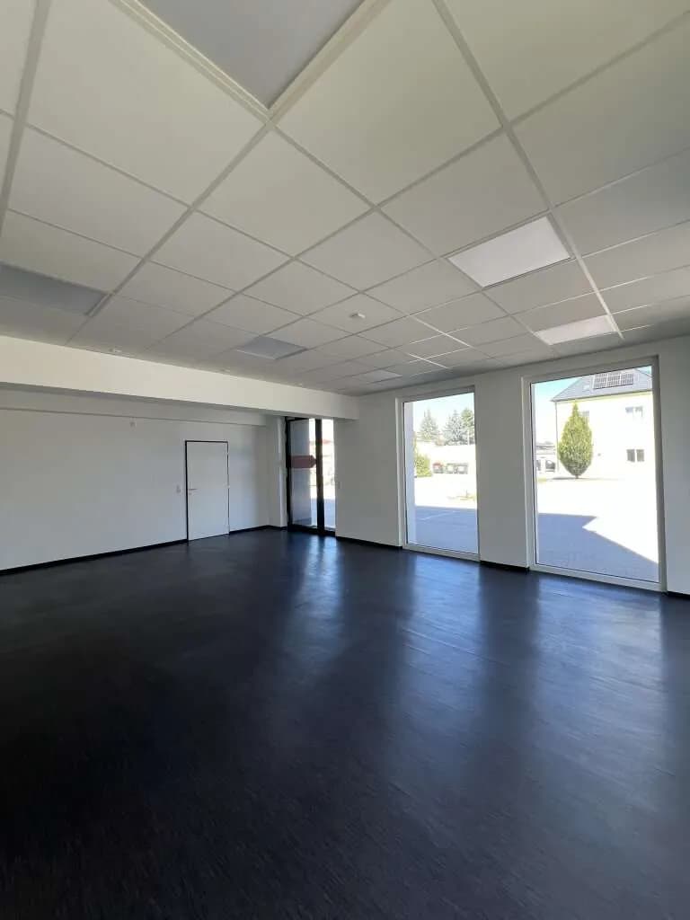 Gewerbeimmobilie mieten in Linz Land – 214 m², € 2.865 – Bild 10 von 11