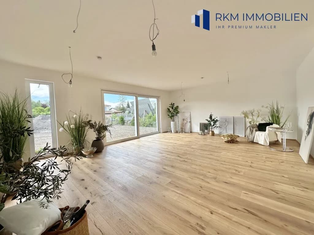 4-Zimmer-Haus kaufen in Bruck an der Leitha – 131 m², € 659.000 – Bild 2 von 12
