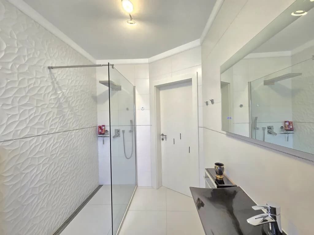 6-Zimmer-Haus kaufen in Gänserndorf – 285 m², € 695.000 – Bild 10 von 19