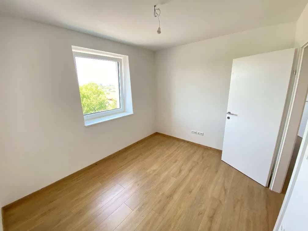 3-Zimmer-Wohnung kaufen in Vöcklabruck – 74,44 m², € 279.000 – Bild 2 von 6