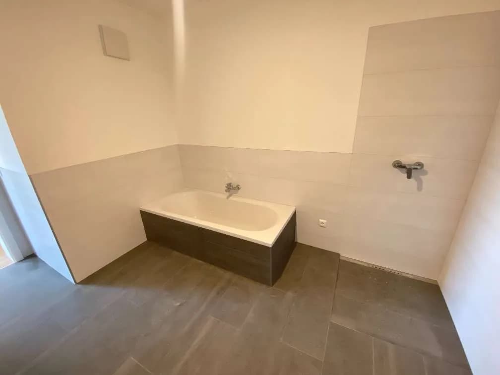 3-Zimmer-Wohnung kaufen in Vöcklabruck – 74,44 m², € 279.000 – Bild 4 von 6