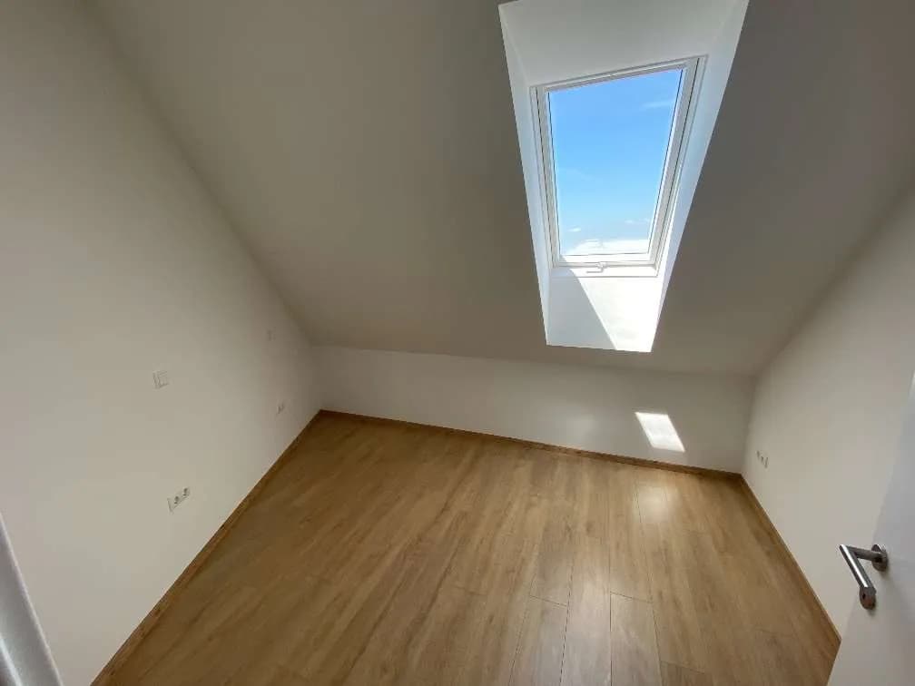 3-Zimmer-Wohnung kaufen in Vöcklabruck – 70 m², € 249.000 – Bild 2 von 9