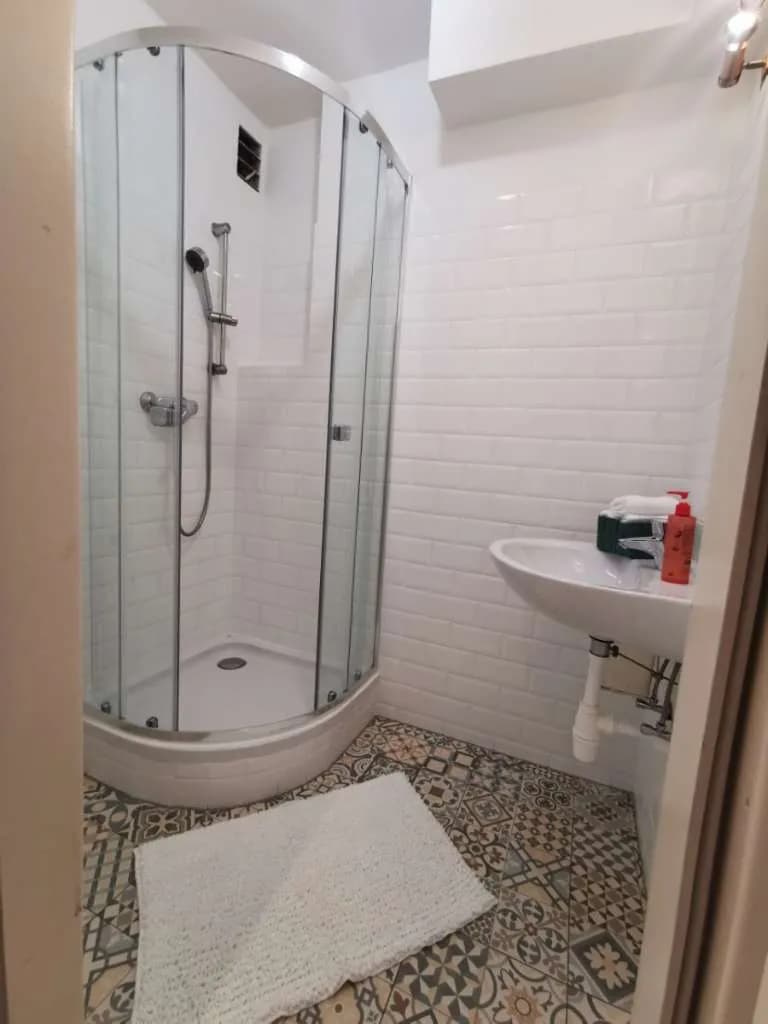 1-Zimmer-Wohnung mieten in Wien – 30 m², € 600 – Bild 1 von 5