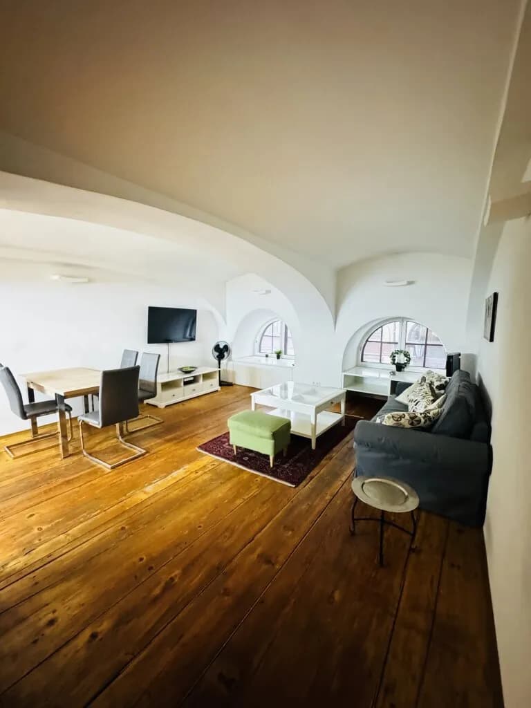 2-Zimmer-Wohnung mieten in Wien – 65 m², € 1.800