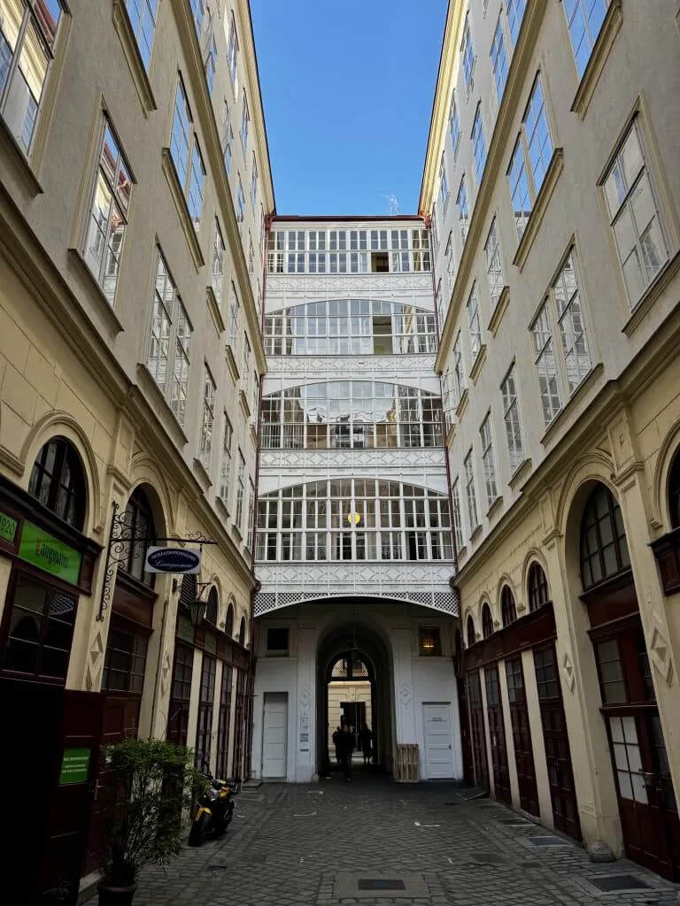 2-Zimmer-Wohnung mieten in Wien – 65 m², € 1.800 – Bild 27 von 31