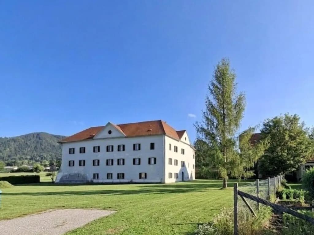 Immobilie kaufen in Bruck-Mürzzuschlag – 8 330 m², € 1.150.000