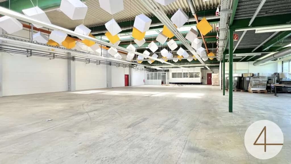 Gewerbeimmobilie mieten in Mödling – 2 100 m², € 12 – Bild 9 von 12