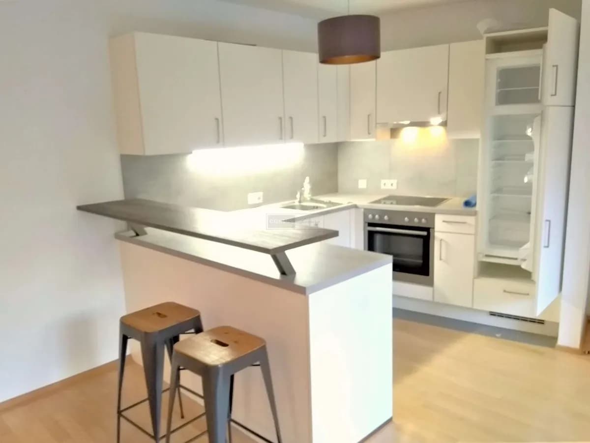 2-Zimmer-Gewerbeimmobilie mieten in Wien – 72 m², € 1.598 – Bild 3 von 10