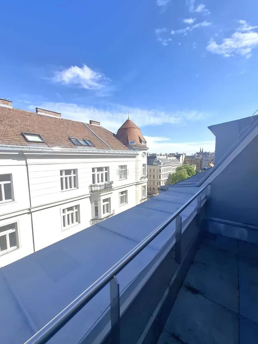 5-Zimmer-Wohnung mieten in Wien – 158 m², € 3.000