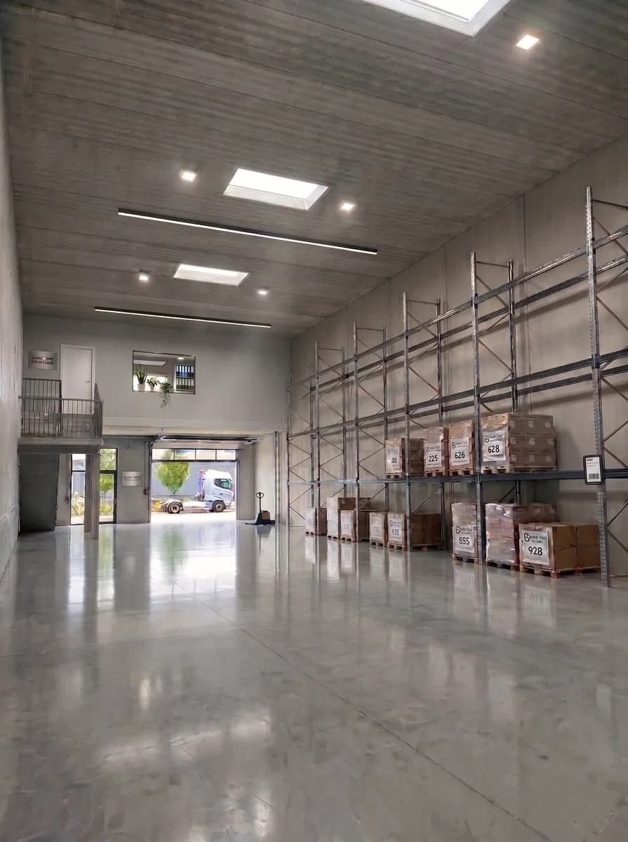 Gewerbeimmobilie mieten in Korneuburg – 382 m², € 9 – Bild 3 von 3