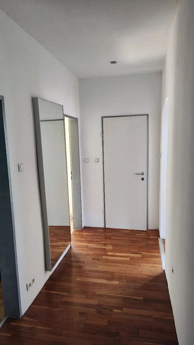3-Zimmer-Wohnung mieten in Schwaz – 94 m², € 1.400
